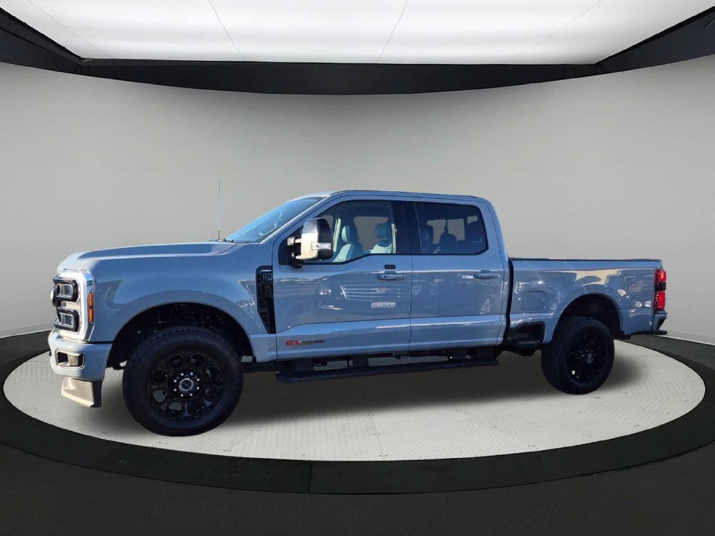 Used 2026 Ford F250 Lariat w/ Black Appearance Package AWD/4WD image 2