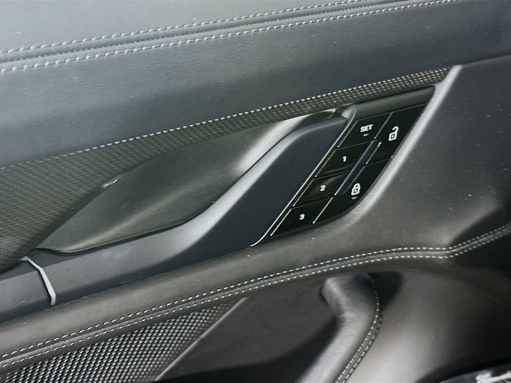 Certified 2020 Porsche Taycan Turbo image 19