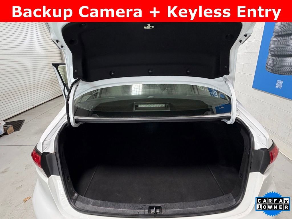 Used 2023 Toyota Corolla LE image 25