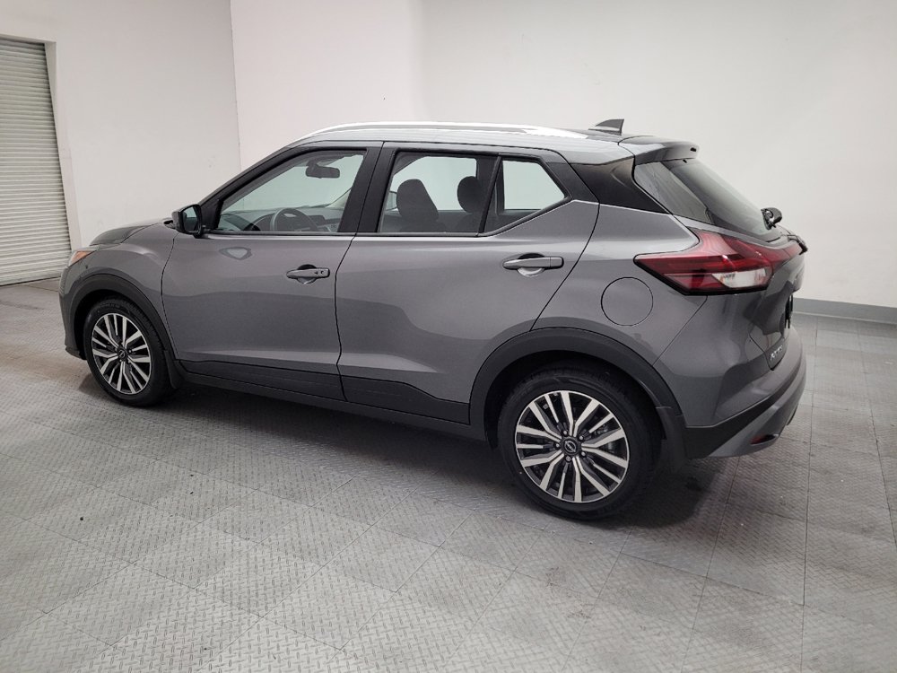 Used 2024 Nissan Kicks SV FWD image 3
