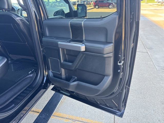 Used 2018 Ford F150 Platinum w/ Equipment Group 701A Luxury image 18