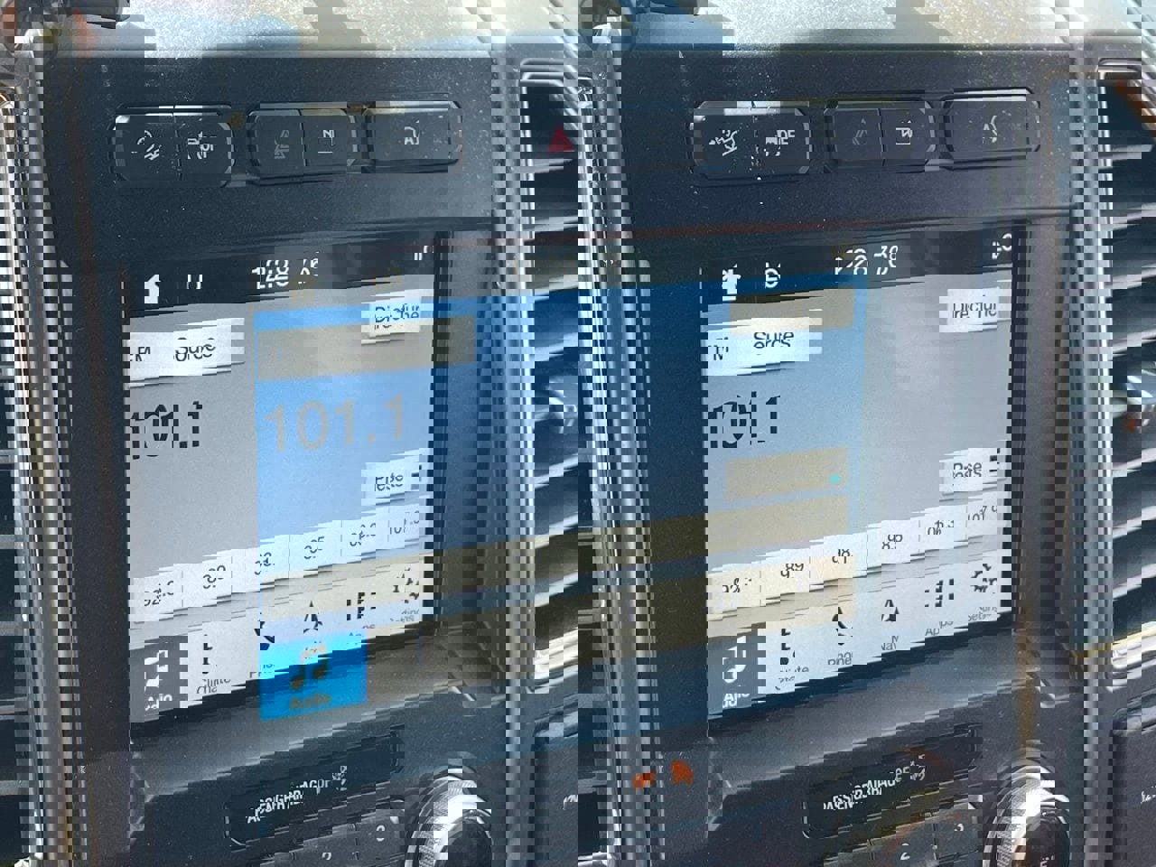 Used 2018 Ford F150 Raptor w/ Equipment Group 802A Luxury image 10