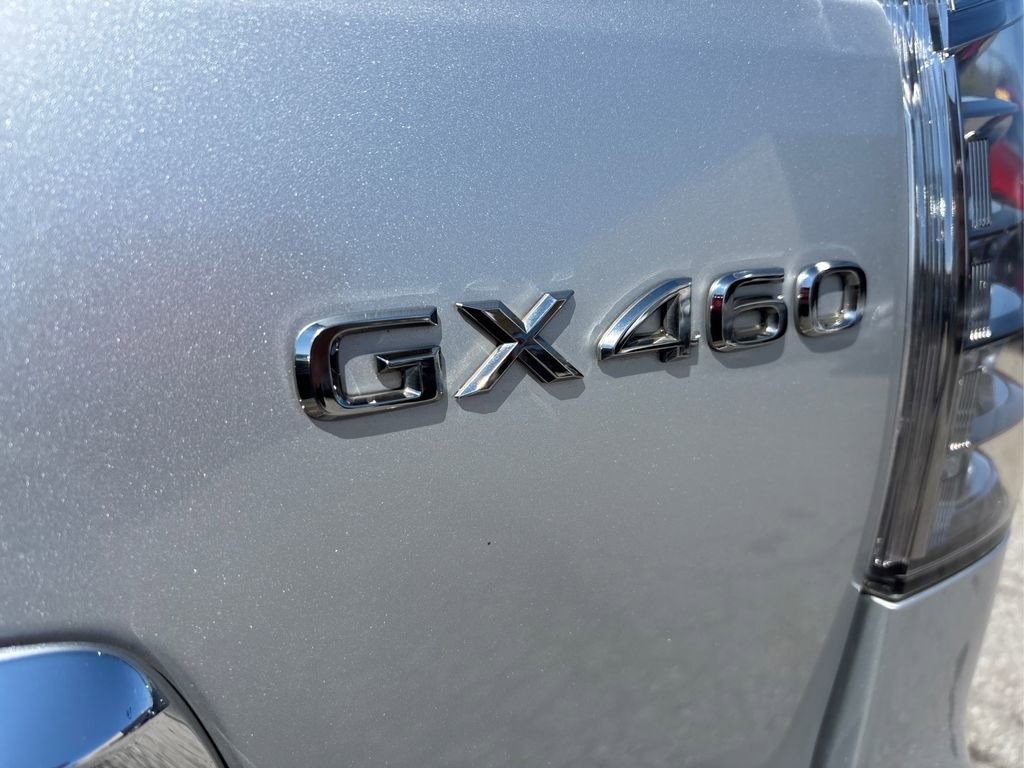 Used 2017 Lexus GX 460 Premium w/ Premium Package image 15