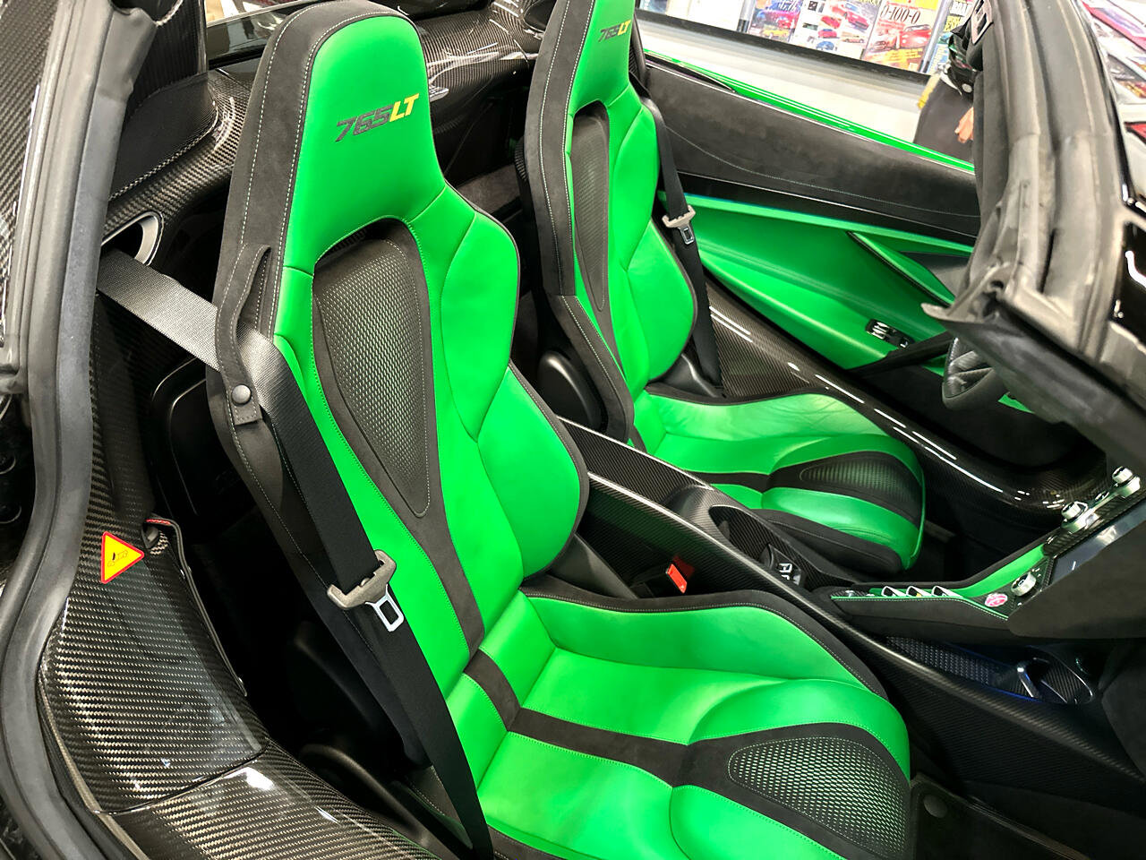 Used 2022 McLaren 765LT image 51