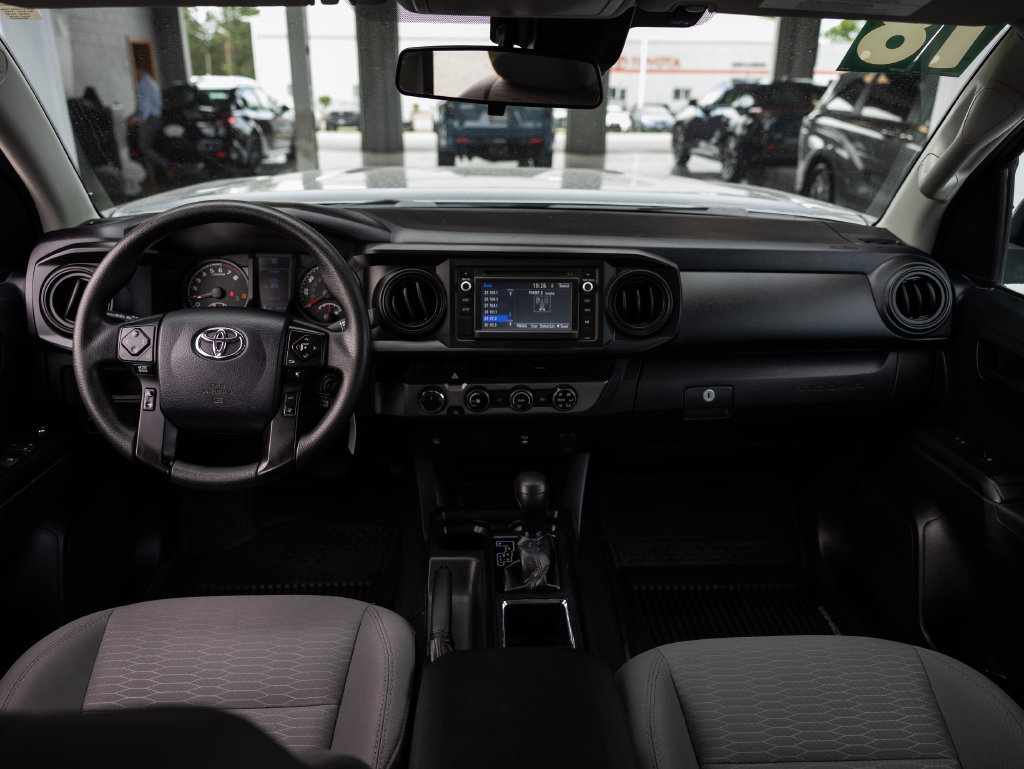 Used 2018 Toyota Tacoma SR w/ SR Convenience Package AWD/4WD image 17