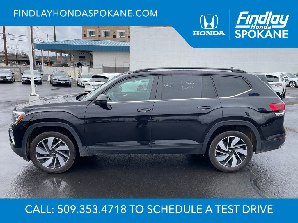 Used 2024 Volkswagen Atlas SE image 1
