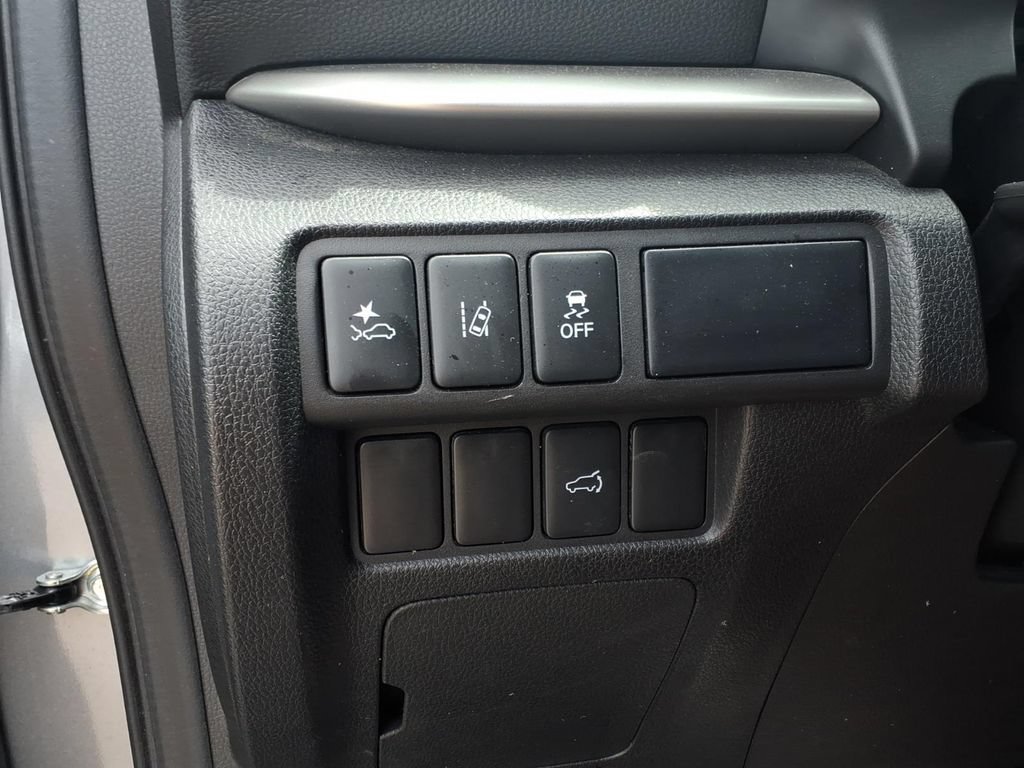 Used 2024 Mitsubishi Eclipse Cross SE AWD/4WD image 23