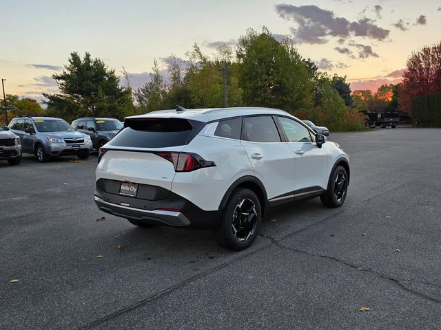 New 2026 Kia Sportage EX image 7