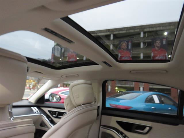 Used 2024 Mercedes-Benz S 580 4MATIC Sedan w/ AMG Line image 30