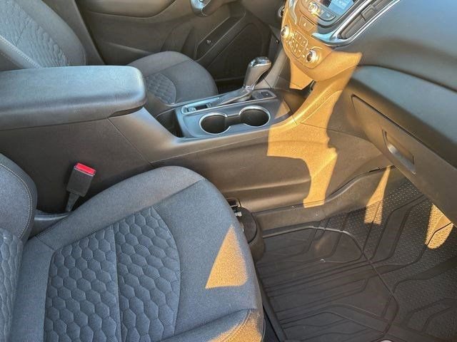 Used 2021 Chevrolet Equinox LT image 40