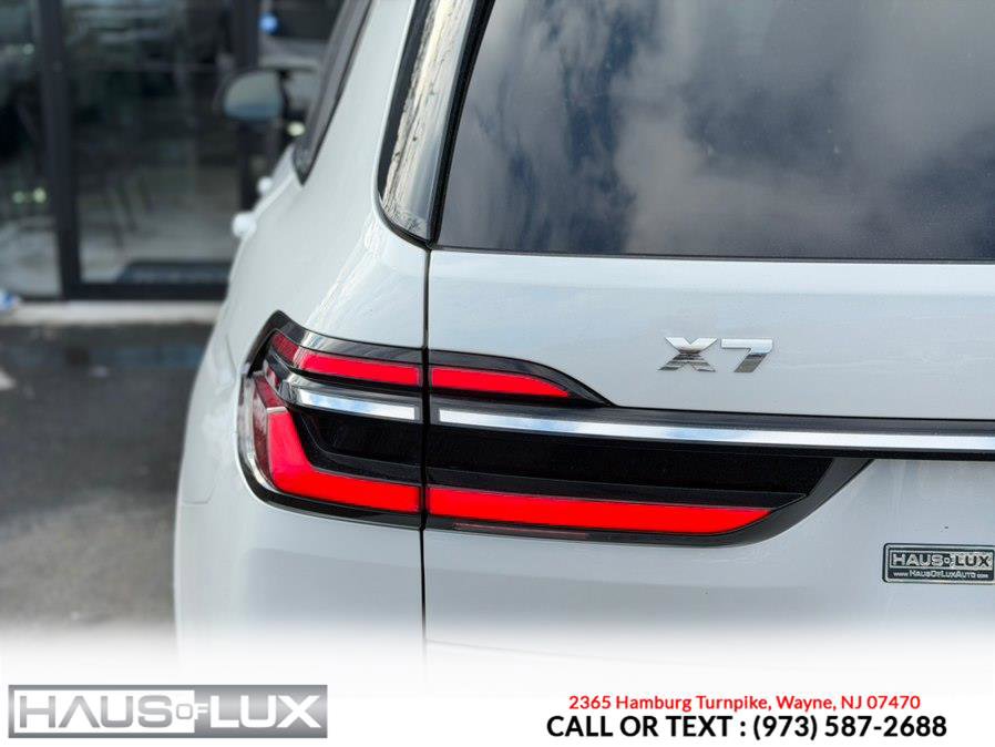Used 2023 BMW X7 M60i image 34
