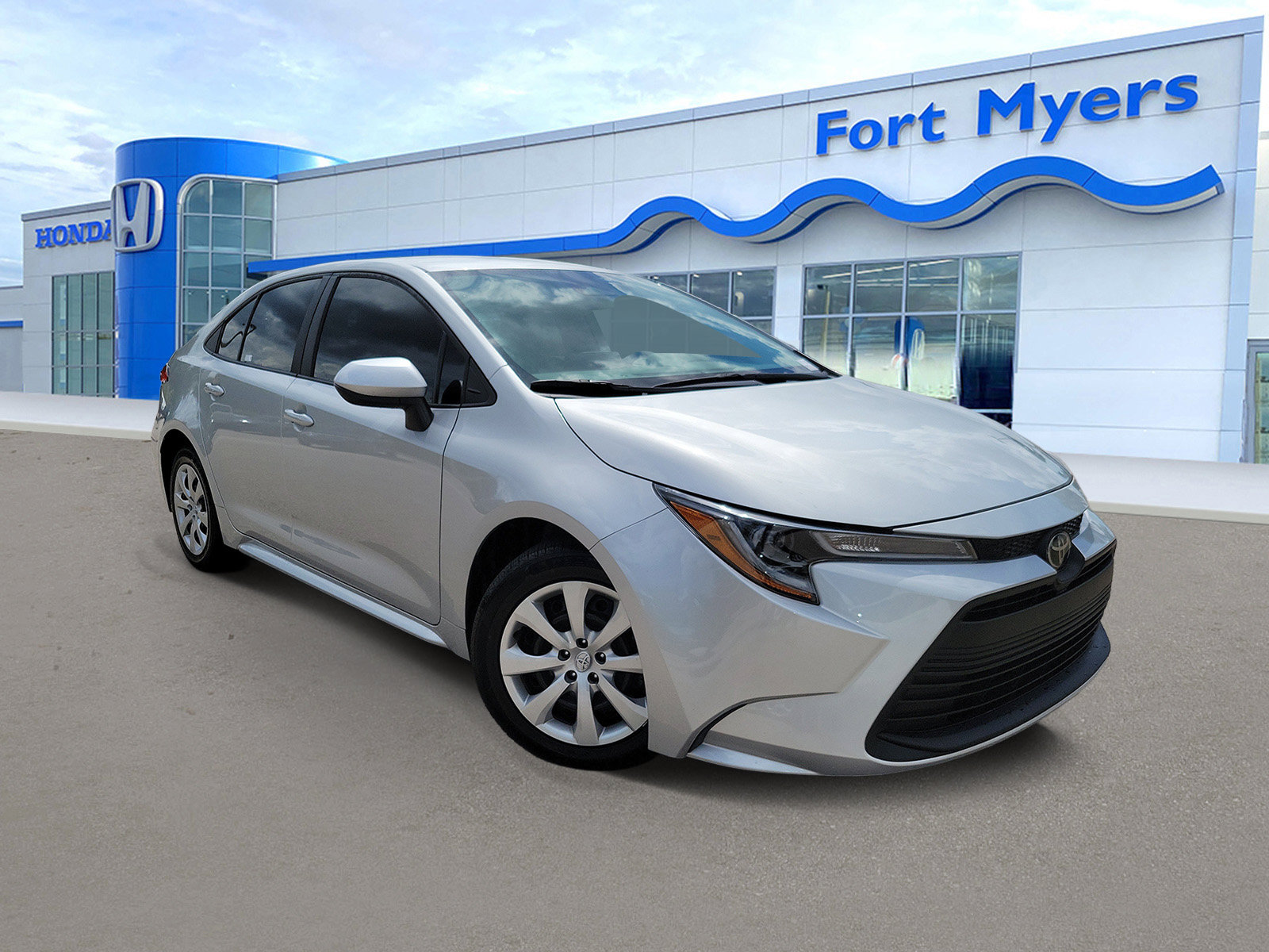 Used 2023 Toyota Corolla LE FWD image 1
