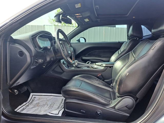 Used 2018 Dodge Challenger SXT Plus RWD image 8