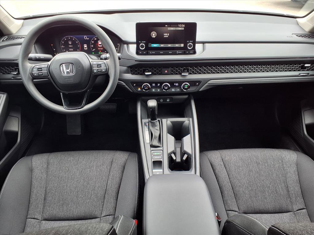 Certified 2025 Honda Accord SE image 4