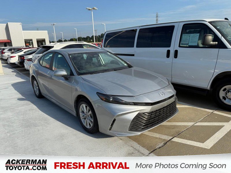 Certified 2025 Toyota Camry Hybrid image 1