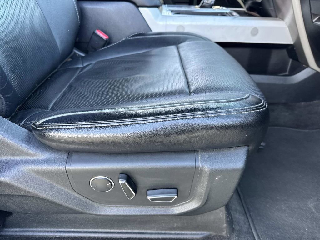 Used 2017 Ford F150 Lariat w/ Equipment Group 502A Luxury image 13