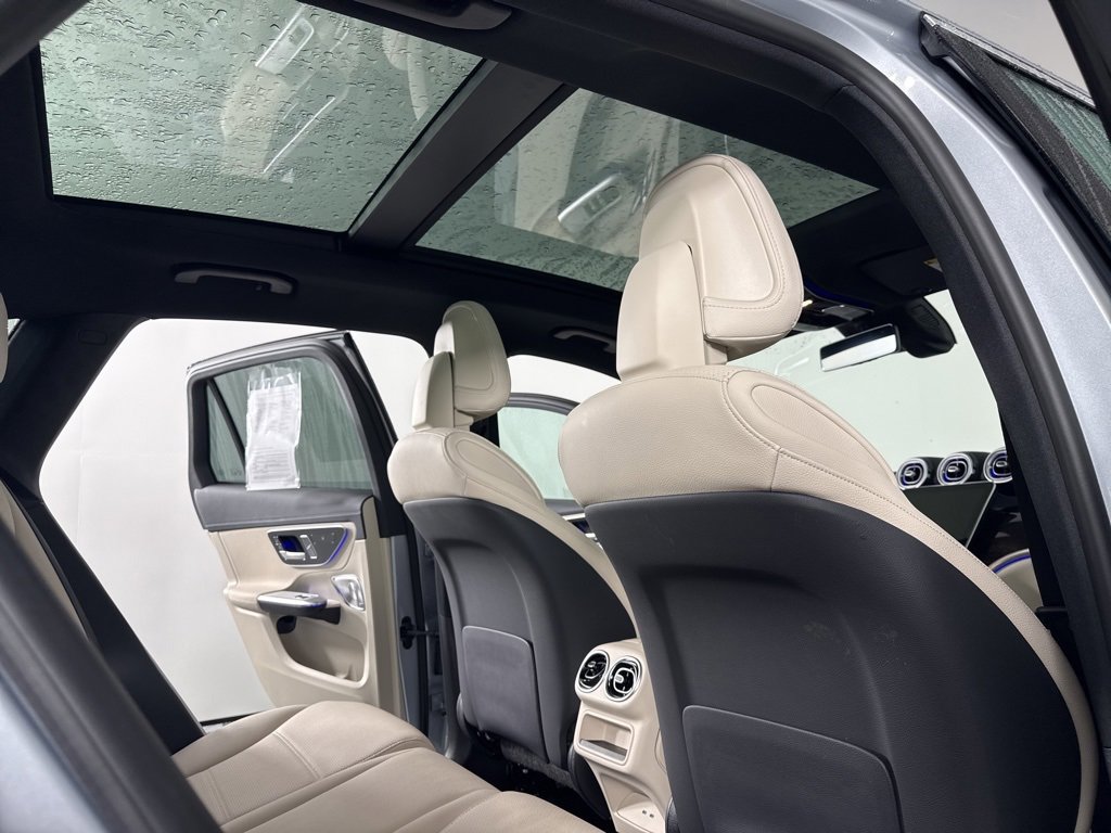 Certified 2025 Mercedes-Benz GLC 300 4MATIC image 18