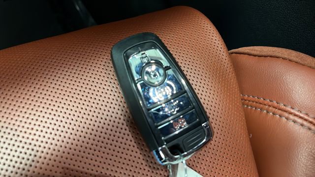 Used 2025 Lincoln Aviator Reserve w/ Equipment Group 201A AWD/4WD image 44
