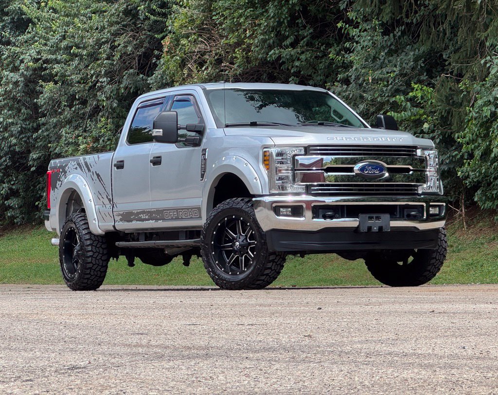 Used 2019 Ford F250 XLT AWD/4WD image 2