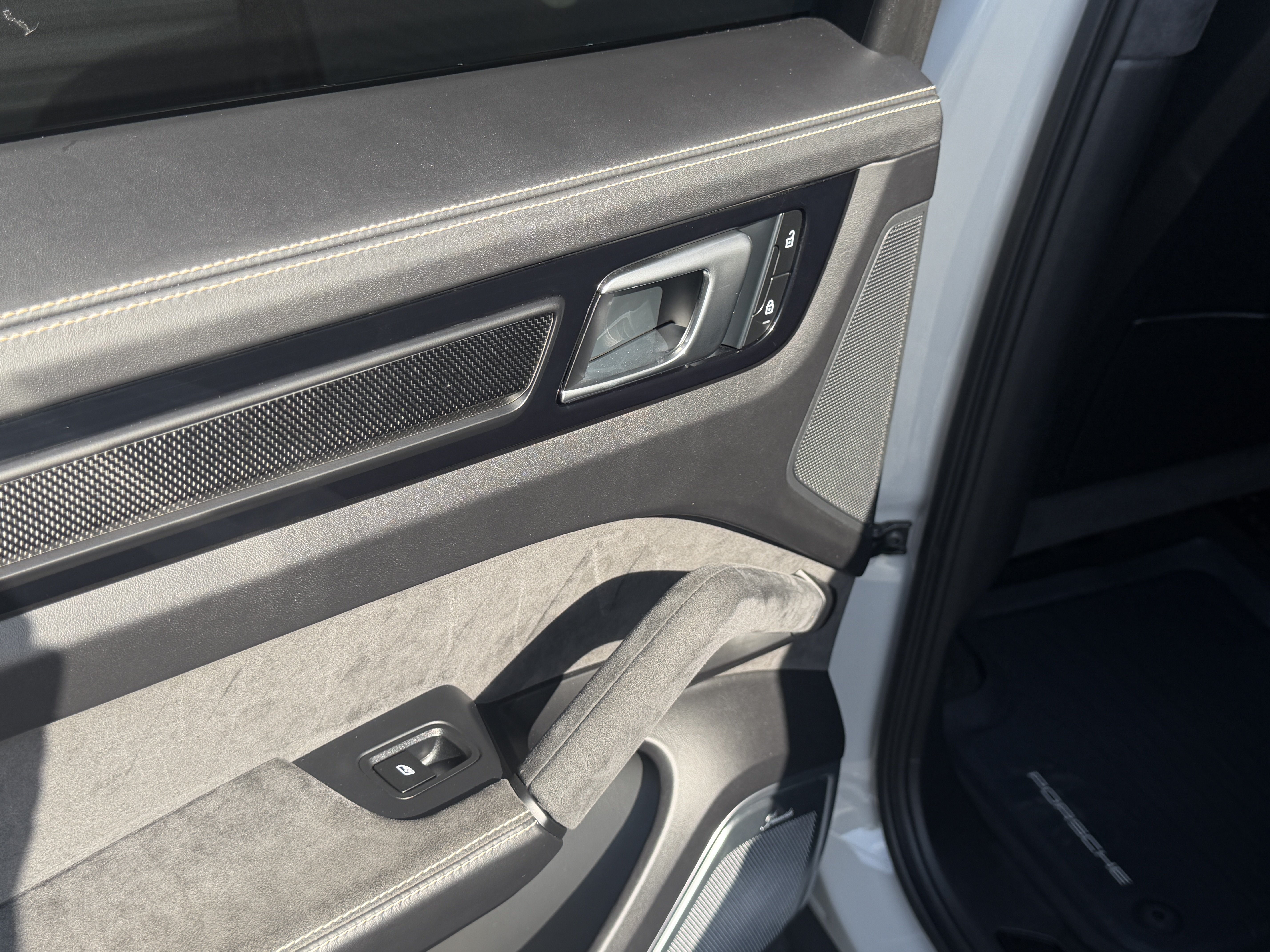 Certified 2023 Porsche Cayenne Turbo GT AWD/4WD image 27