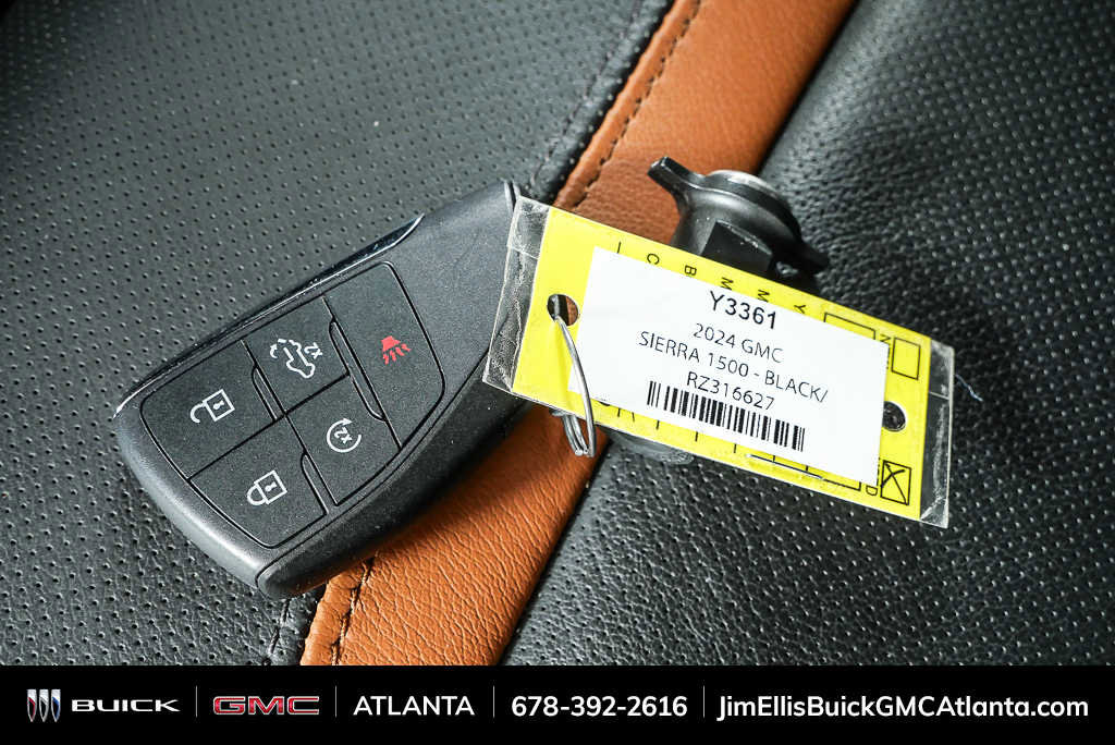Used 2024 GMC Sierra 1500 AT4 w/ Technology Package image 37