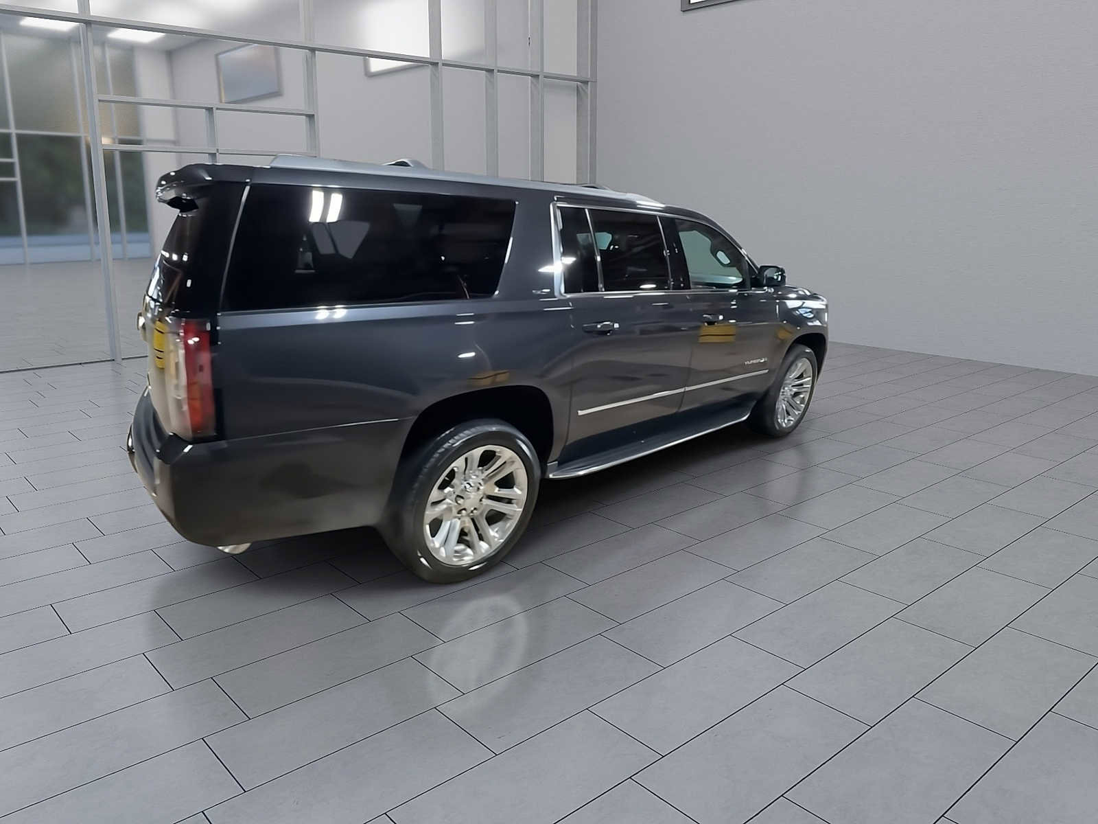 Used 2020 GMC Yukon XL SLT w/ Premium Edition image 8