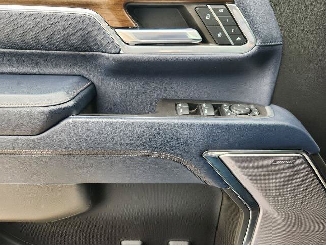 Used 2024 Chevrolet Silverado 3500 High Country w/ High Country Premium Package AWD/4WD image 22