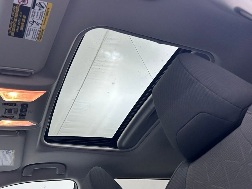 Used 2019 Toyota RAV4 XLE image 23