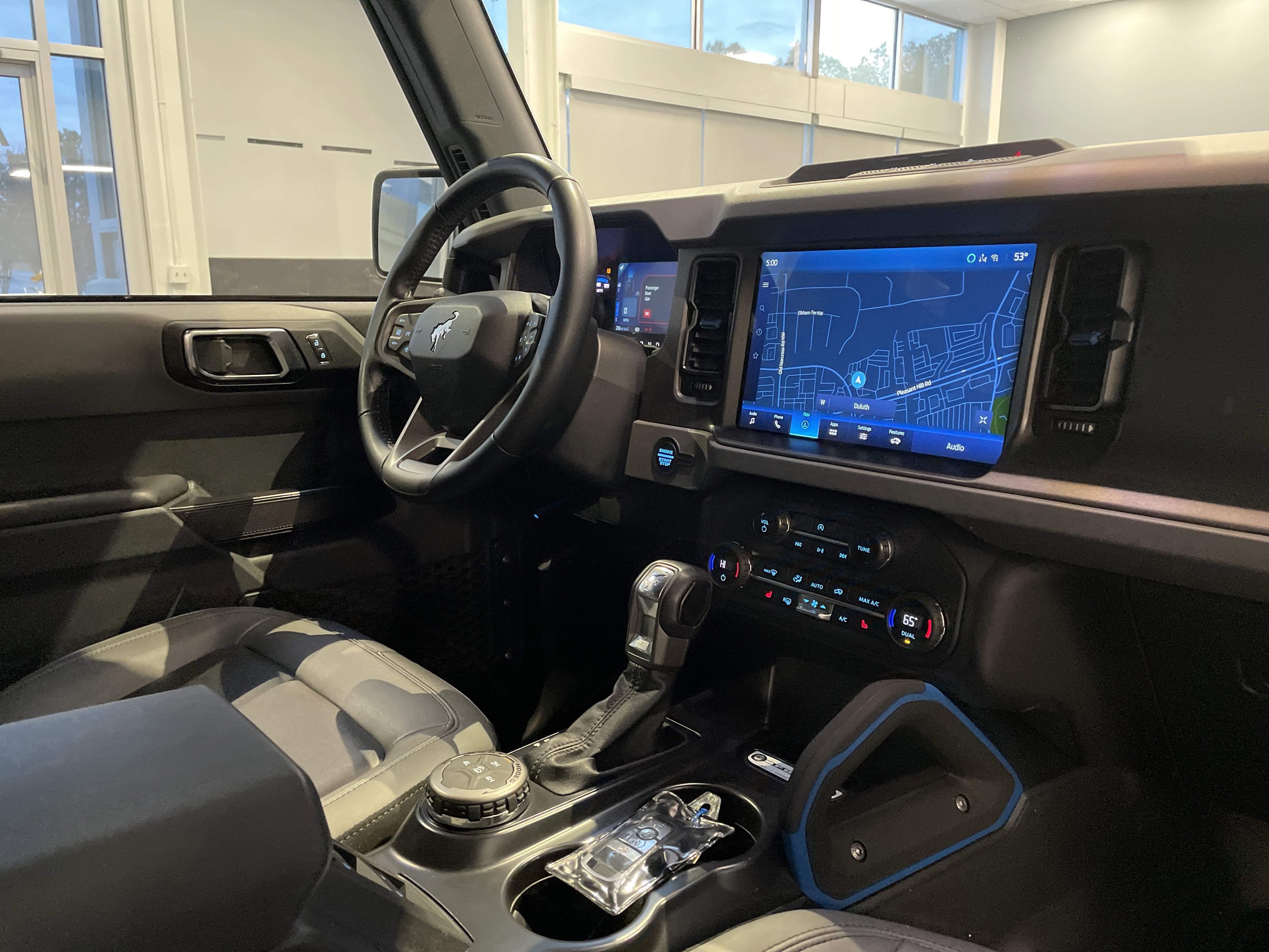 Used 2024 Ford Bronco Black Diamond image 34