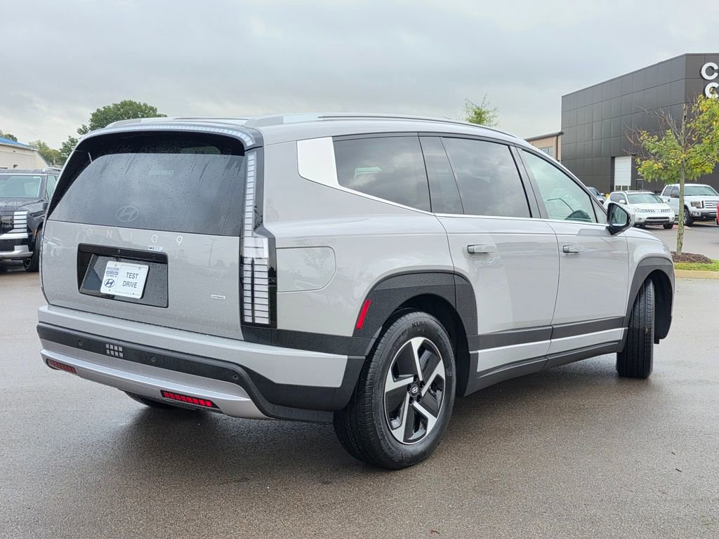 New 2026 Hyundai Ioniq 9 SE image 8