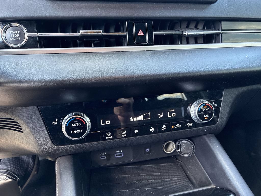 Used 2024 Mitsubishi Outlander SE AWD/4WD image 17