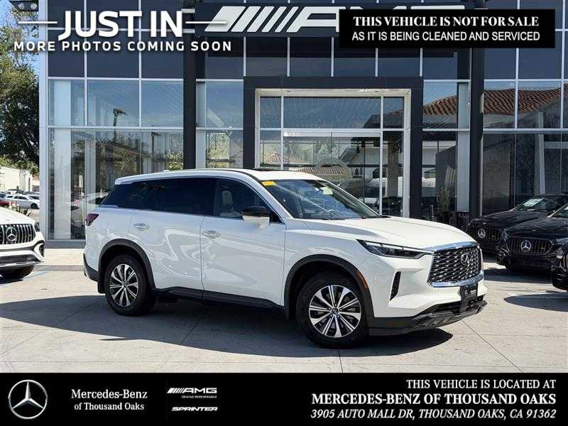 Used 2024 INFINITI QX60 Pure