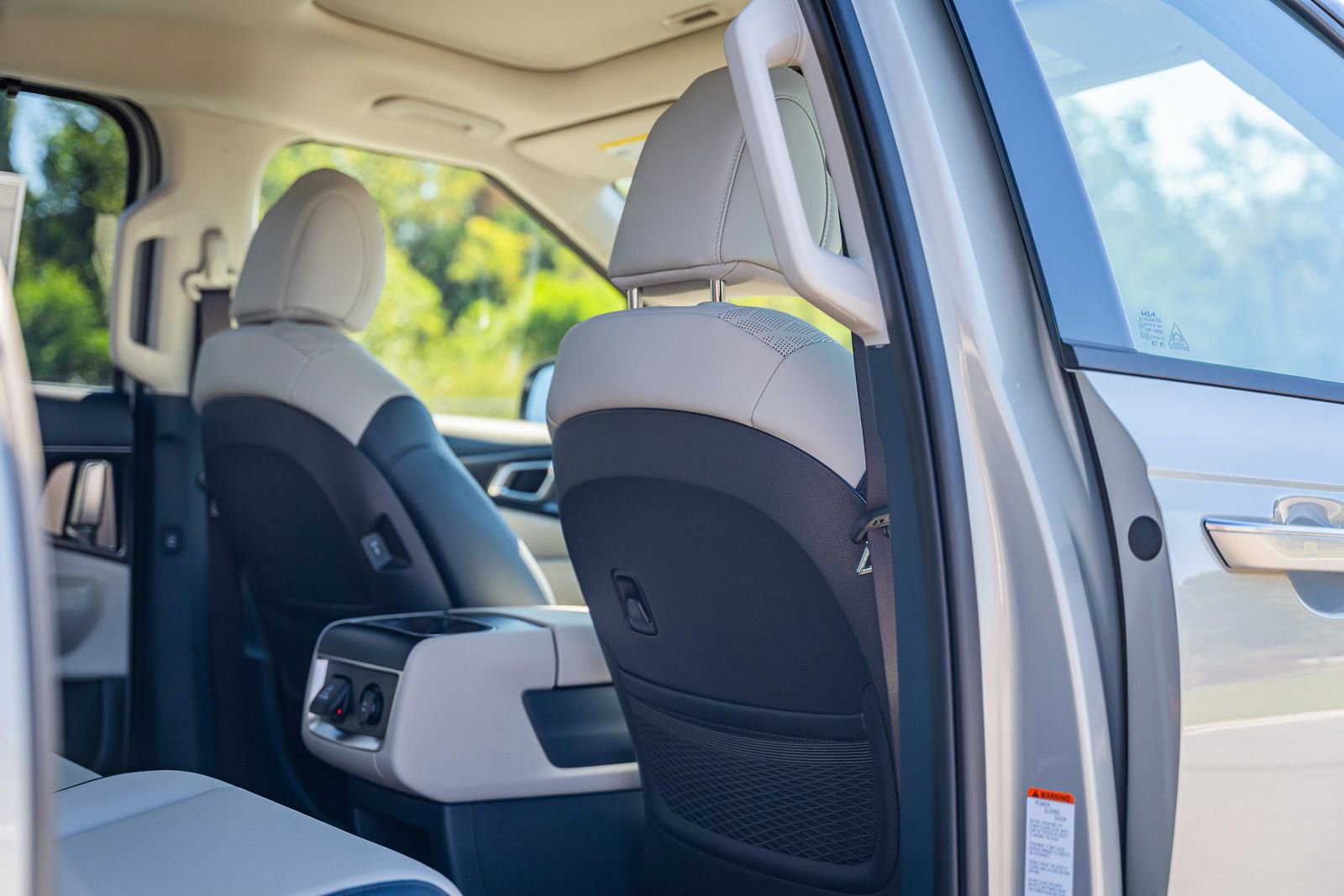 New 2026 Kia Carnival SX w/ SX Dark Edition Package image 8