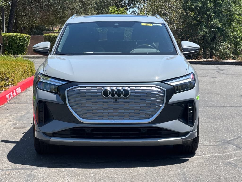 Used 2023 Audi Q4 e-tron Premium Plus w/ Premium Plus RWD image 10