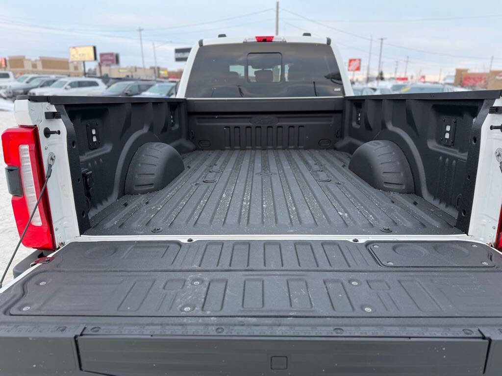 Used 2025 Ford F450 King Ranch image 41