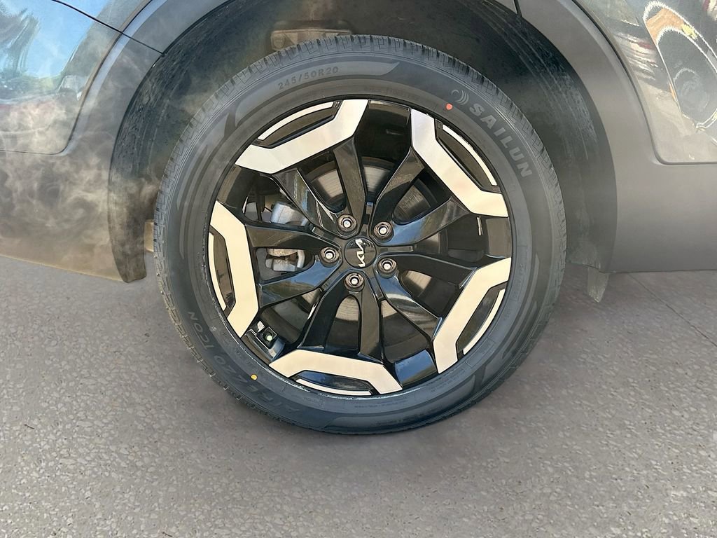 Certified 2023 Kia Telluride S w/ S Sunroof Package image 29