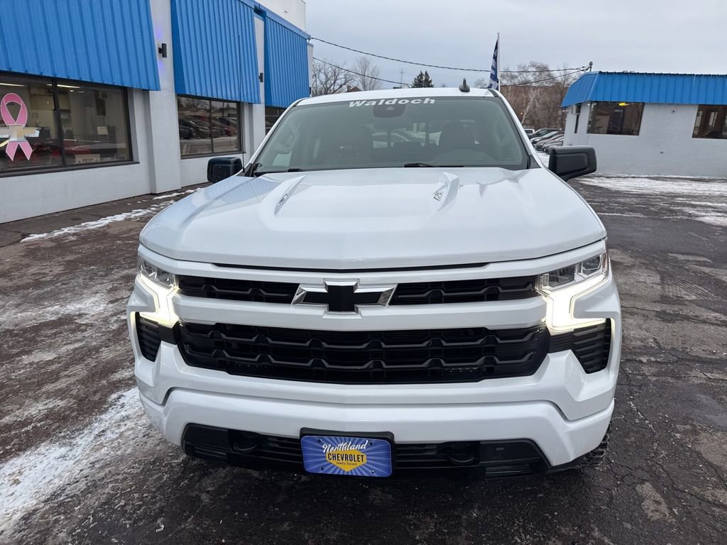 Used 2023 Chevrolet Silverado 1500 RST w/ Convenience Package II image 3