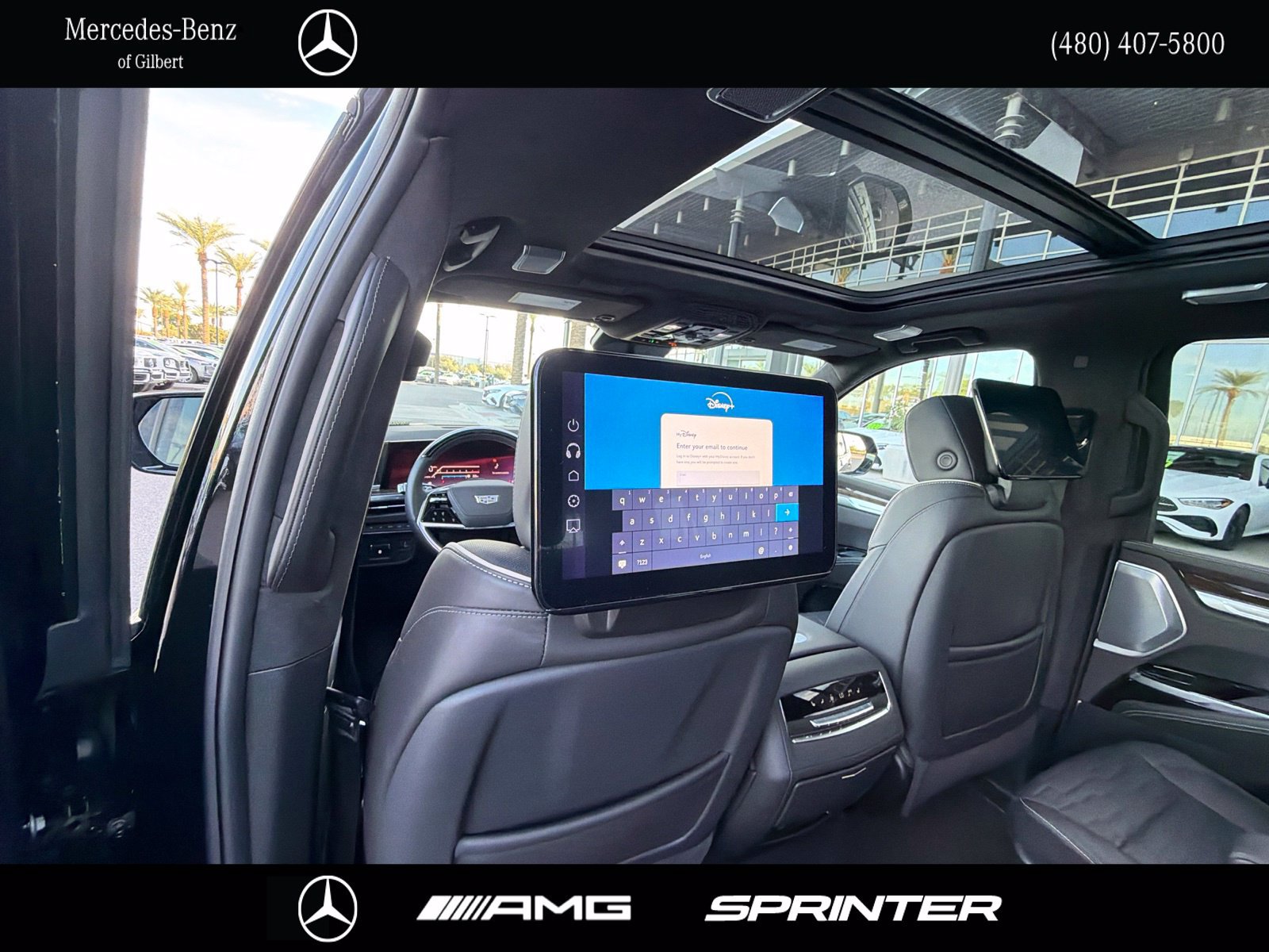 Used 2025 Cadillac Escalade ESV Sport Platinum AWD/4WD image 23