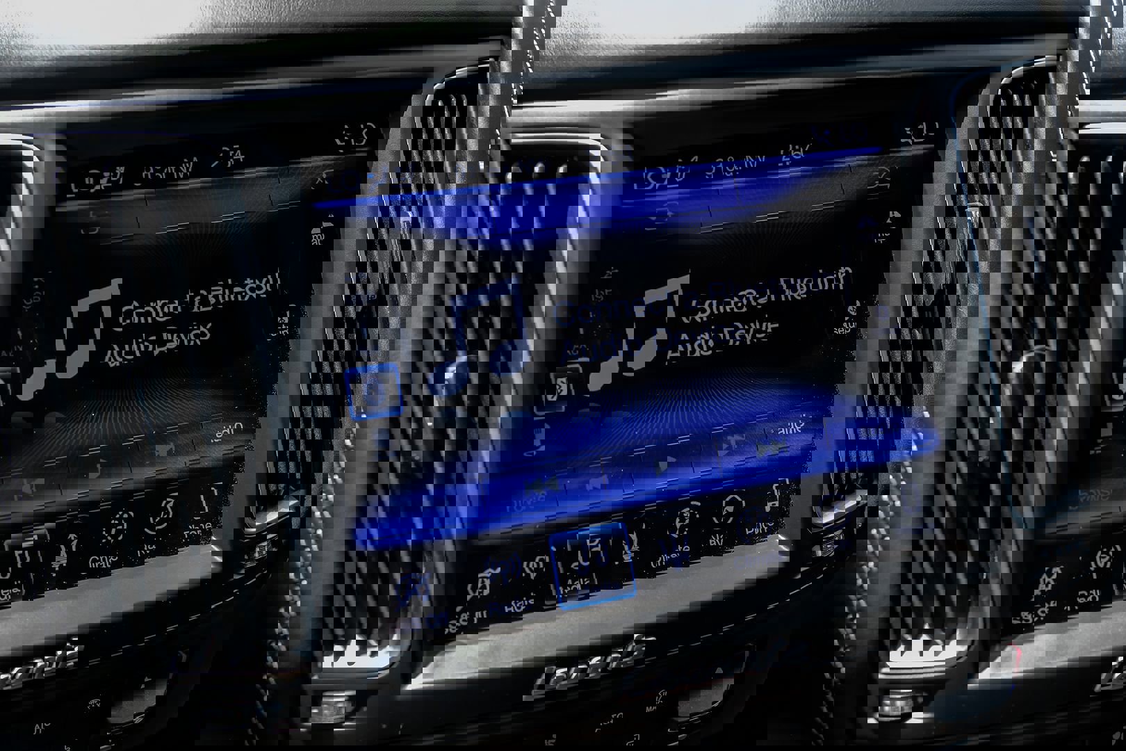 Used 2019 Maserati Levante S GranLusso image 28