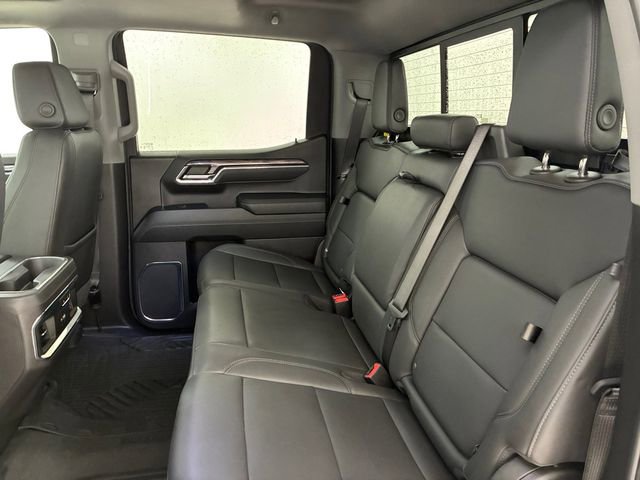 Used 2024 Chevrolet Silverado 1500 LTZ w/ LTZ Premium Package image 18