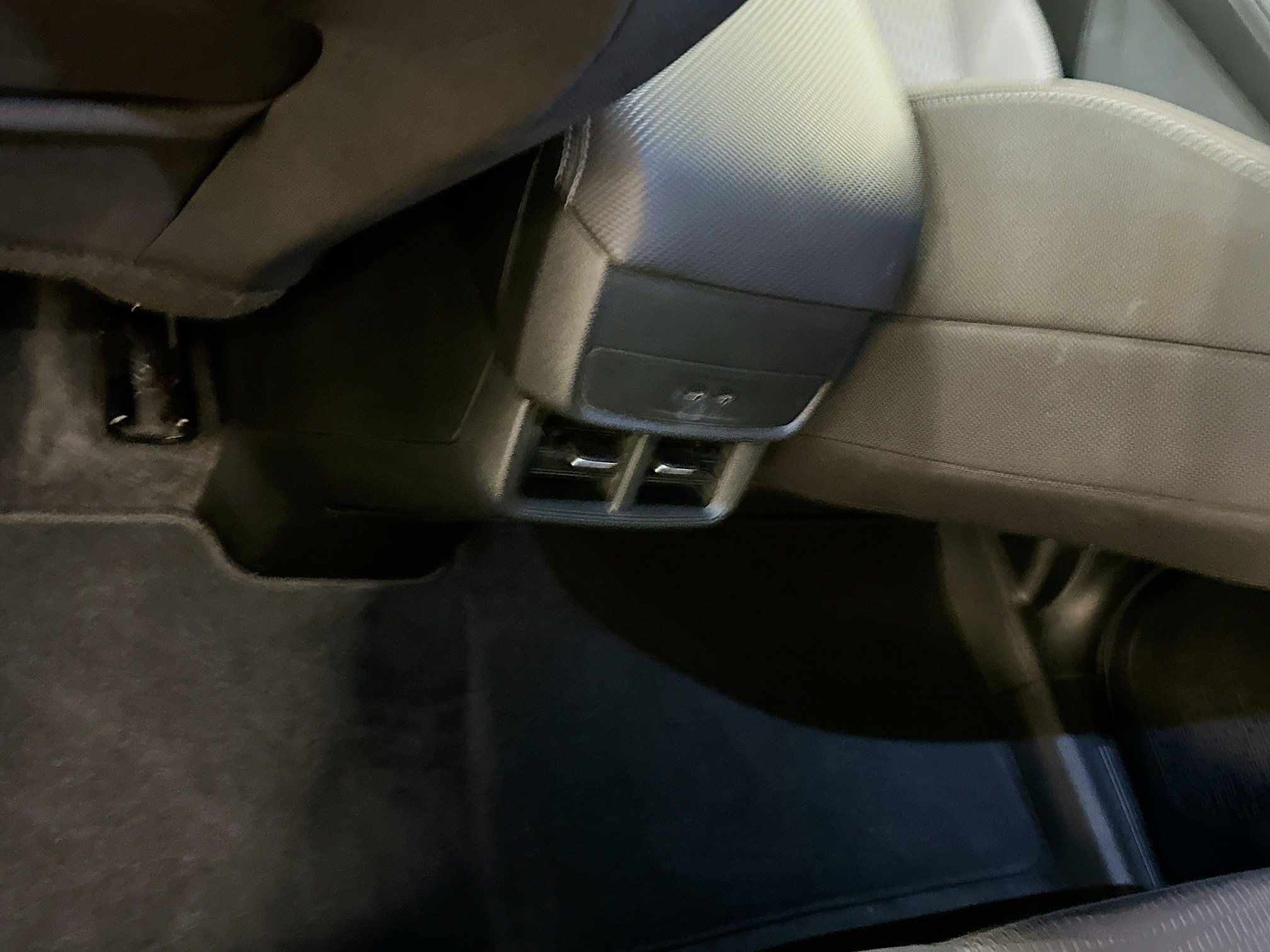 Used 2025 Chevrolet Equinox LT AWD/4WD image 28