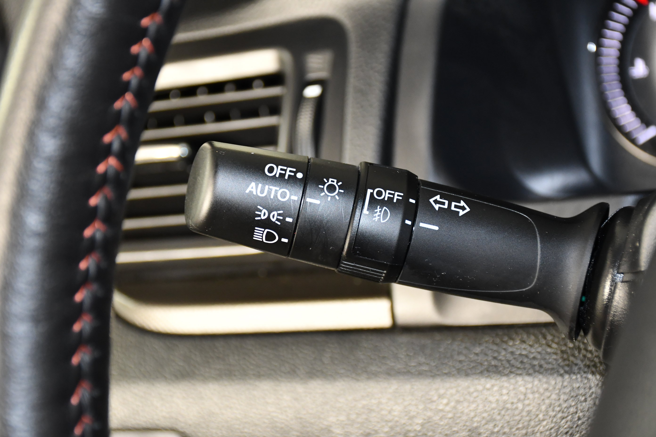 Certified 2025 Honda Passport TrailSport image 23