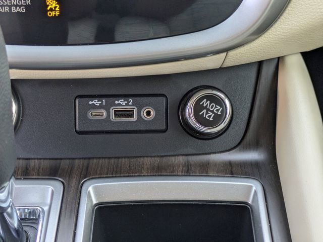 Used 2023 Nissan Murano Platinum w/ Cargo Package image 17