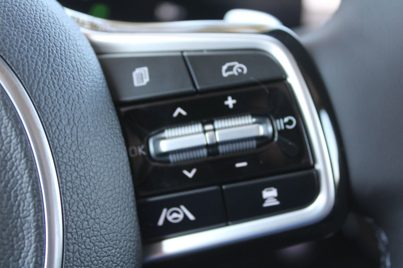 New 2026 Kia Carnival SX Prestige image 40