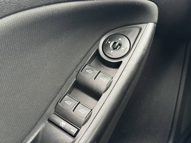 Used 2015 Ford Focus SE image 29