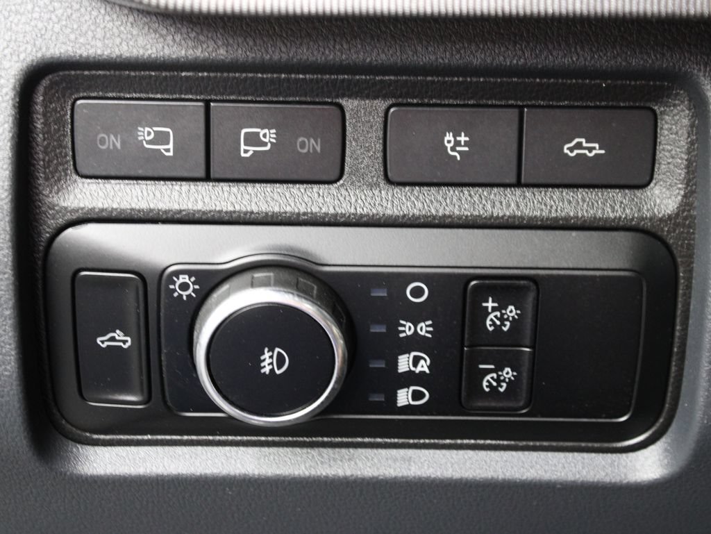 Used 2023 Ford F250 Platinum AWD/4WD image 65