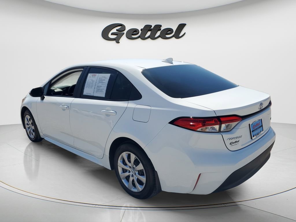 Used 2026 Toyota Corolla LE FWD image 7