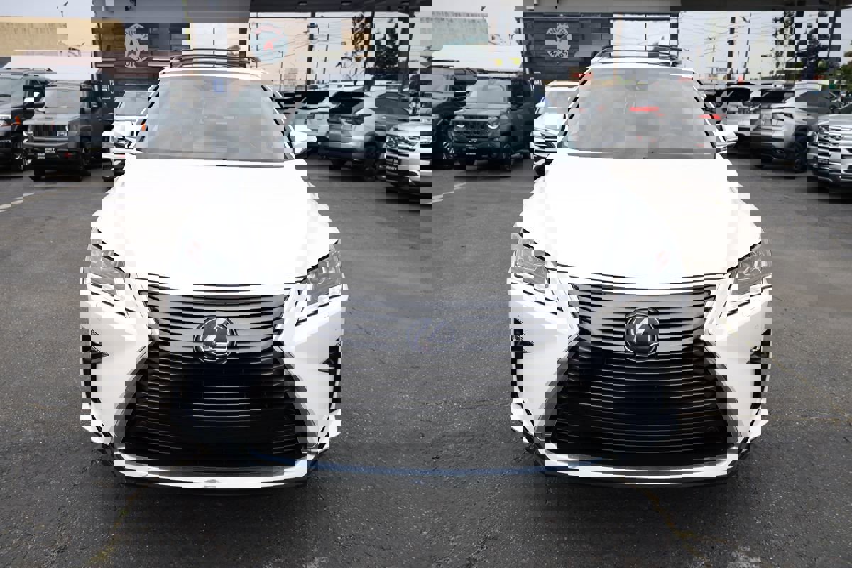 Used 2018 Lexus RX 450h AWD w/ Premium Package image 4