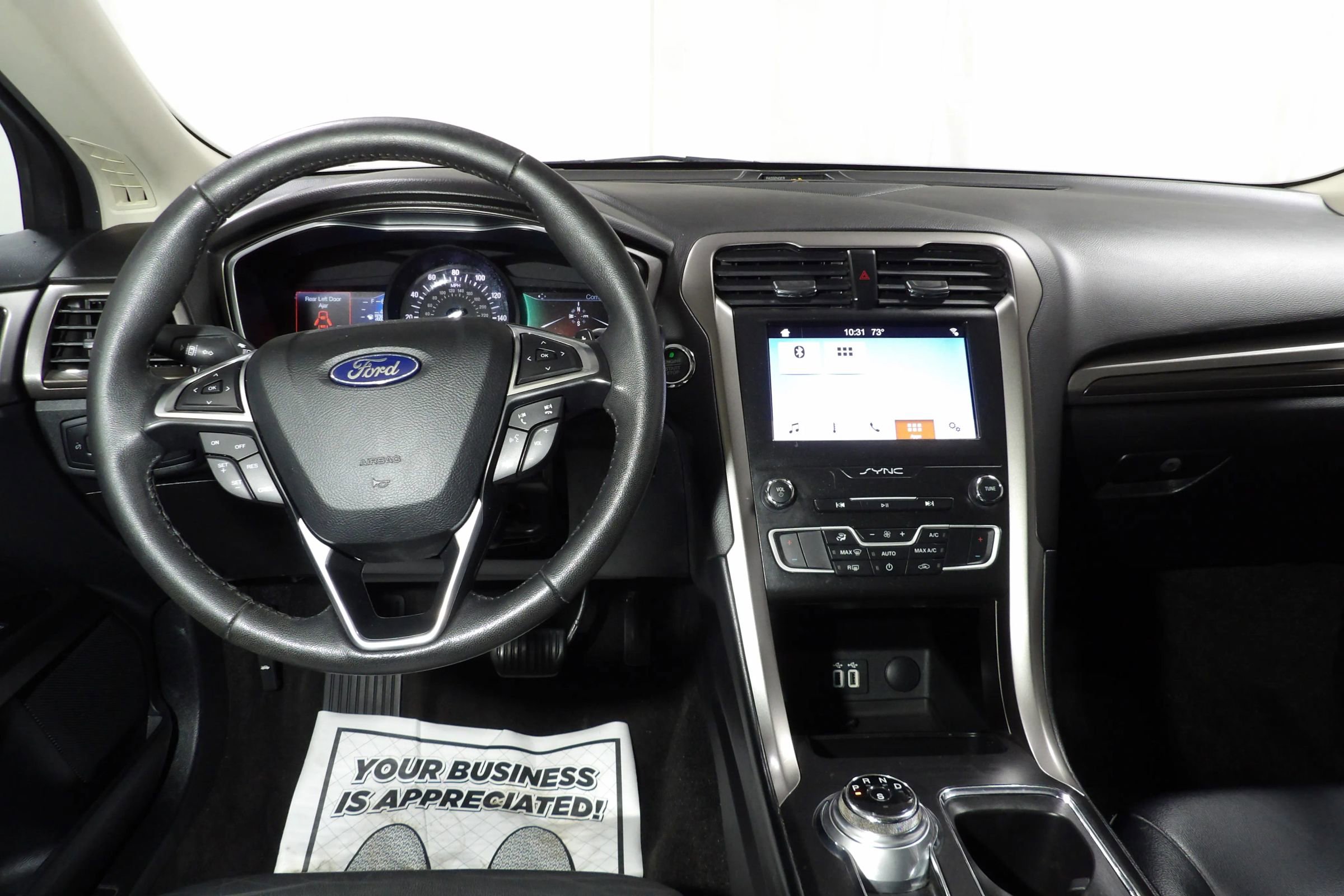 Used 2019 Ford Fusion SEL FWD image 13