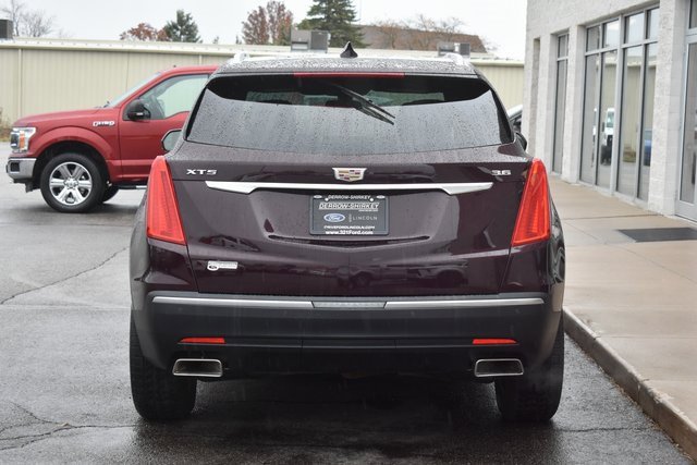 Used 2018 Cadillac XT5 Luxury w/ LPO, Wheel Lock Package image 5
